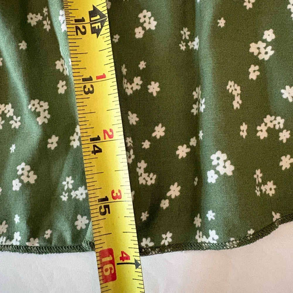 No Boundaries Size Small Green Brown Floral Woven Ruffle Tops Lot of 2 New ^ - Picture 6 of 16
